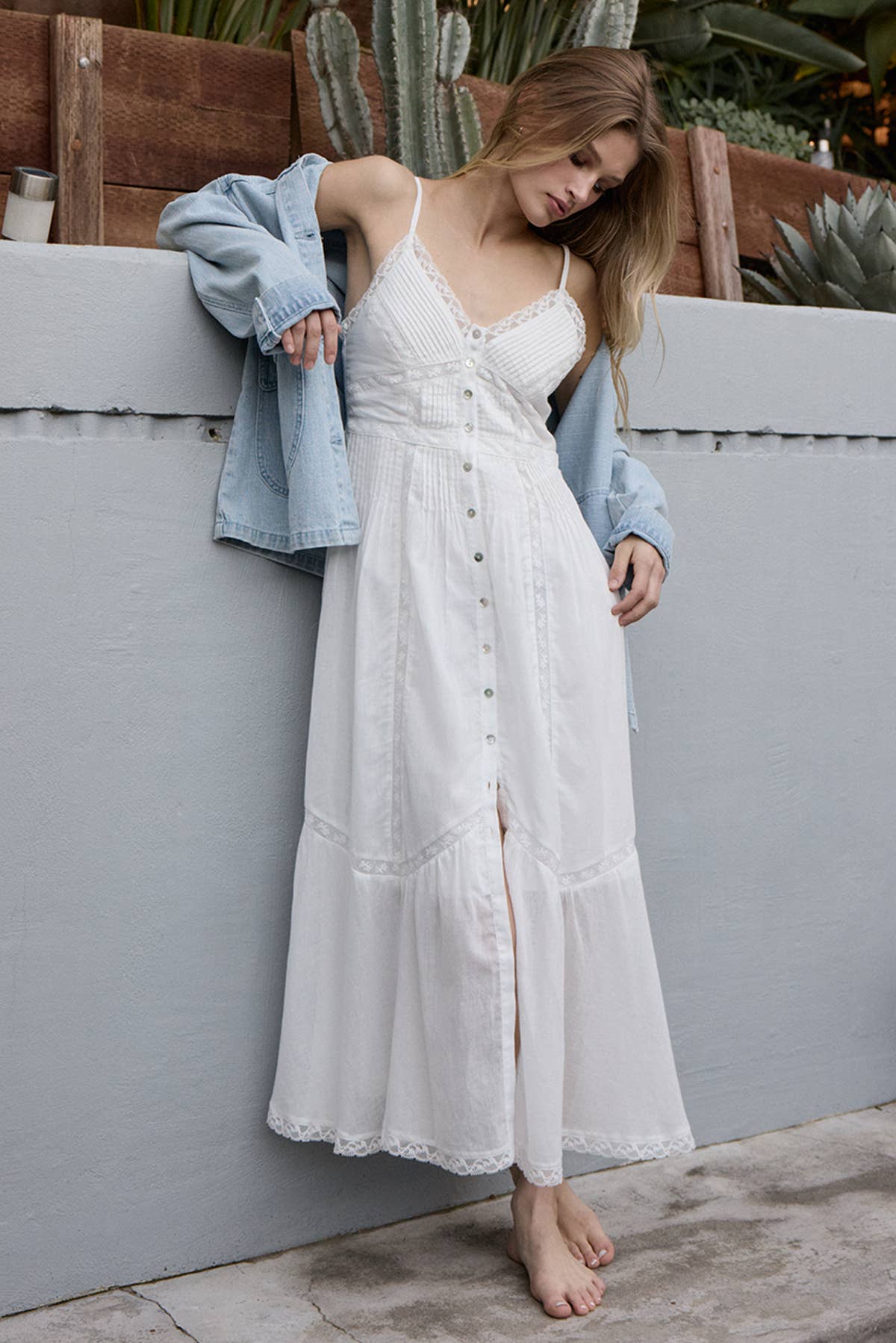 Lace Trim Button-Down Maxi Dress -: WHITE