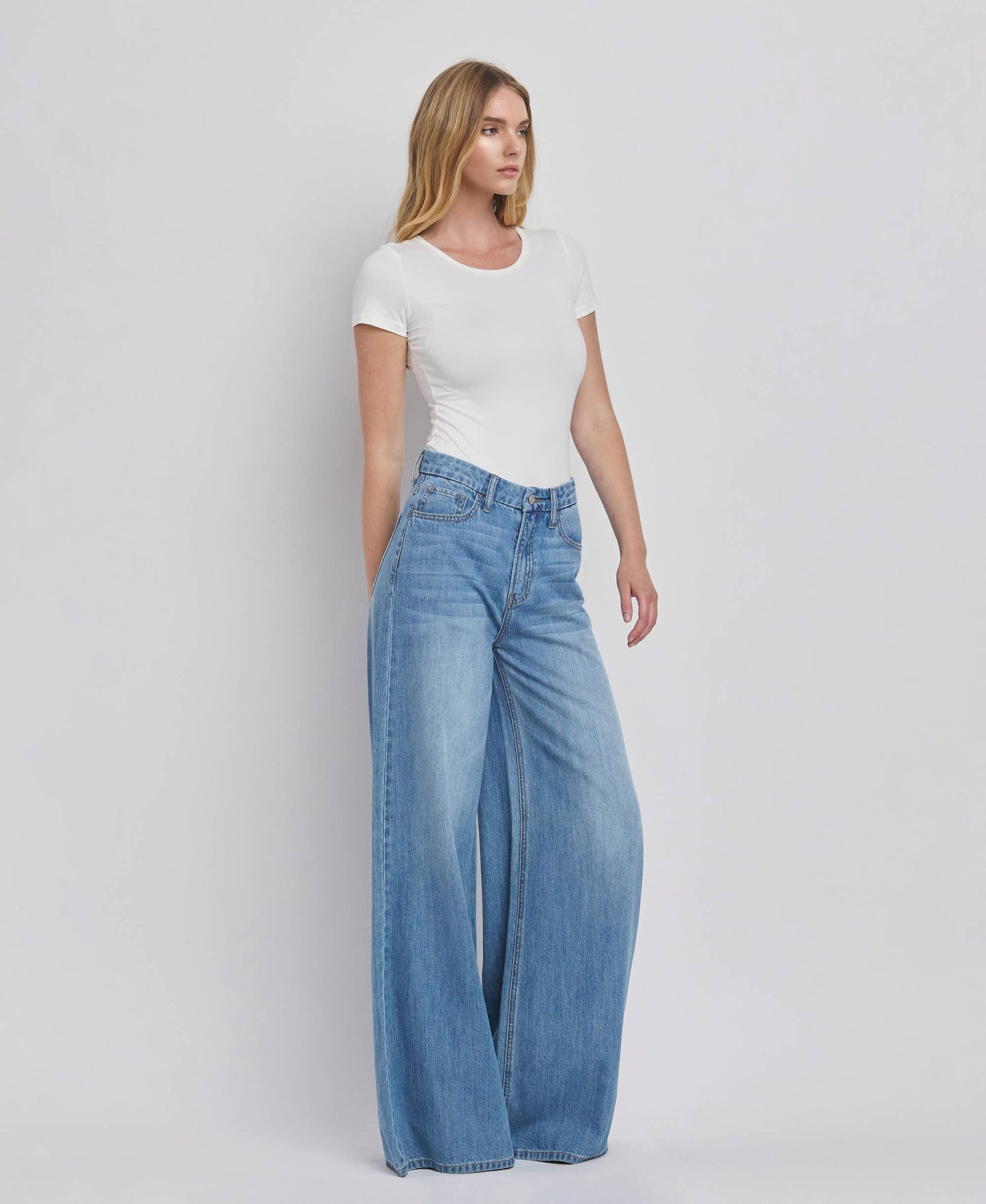 SUPER HIGH RISE WIDE LEG JEANS sizes: 27-32