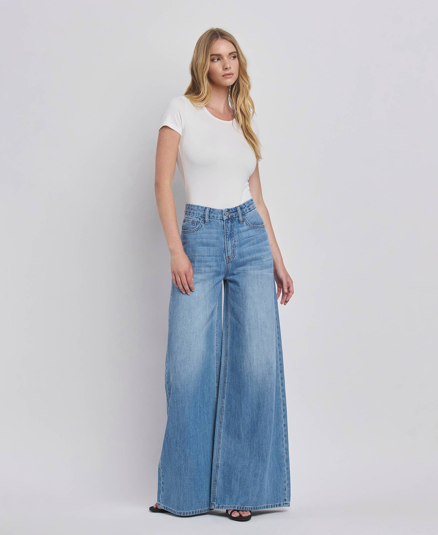 SUPER HIGH RISE WIDE LEG JEANS sizes: 27-32