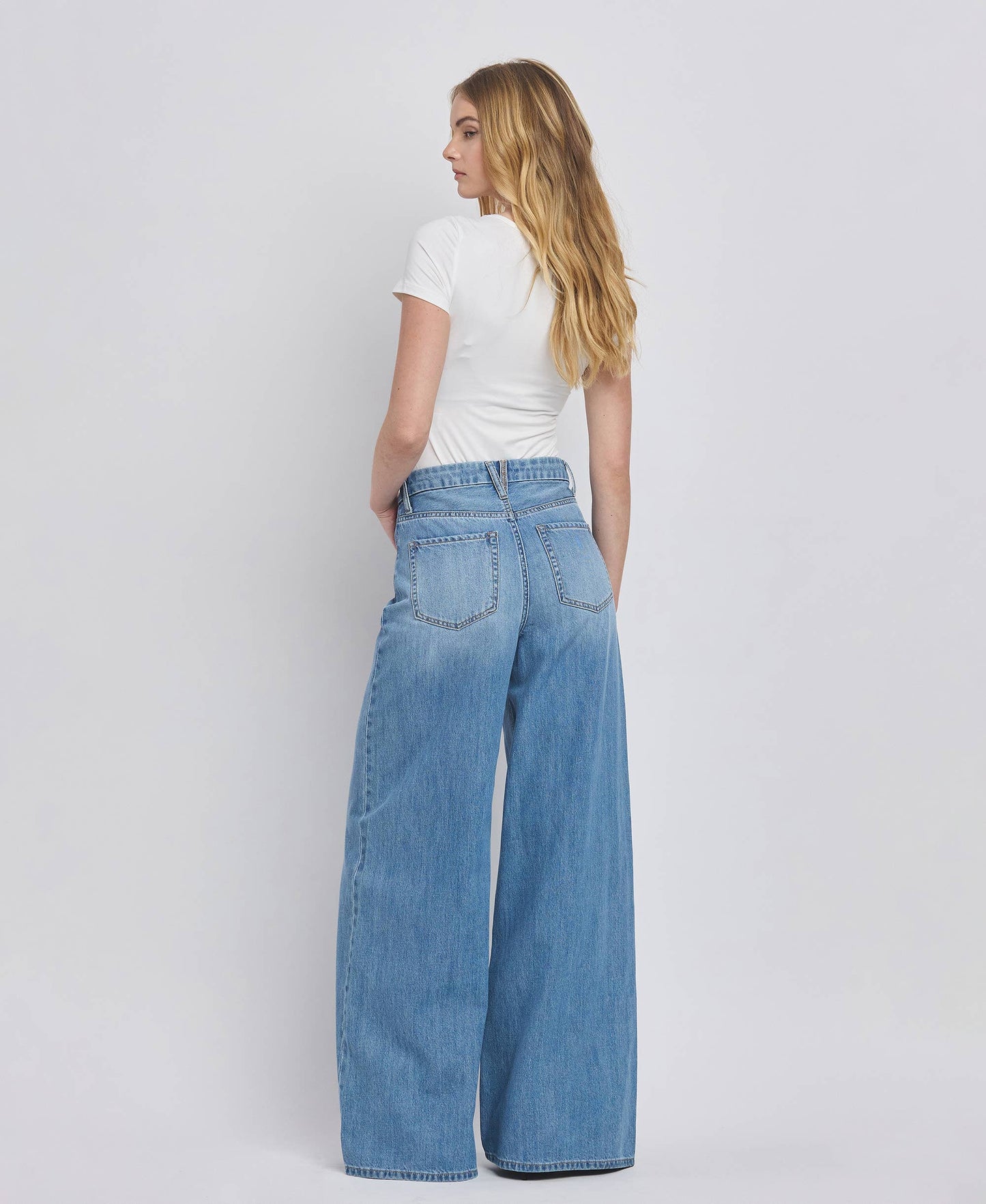 SUPER HIGH RISE WIDE LEG JEANS sizes: 27-32