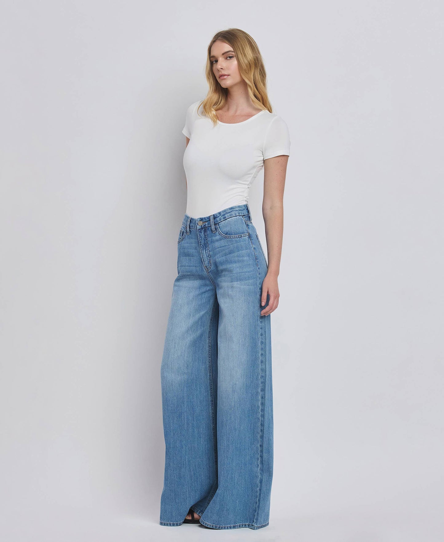 SUPER HIGH RISE WIDE LEG JEANS sizes: 27-32